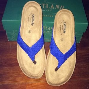 ❤️2 for $20❤️Eastland Cobalt Thong Sandal